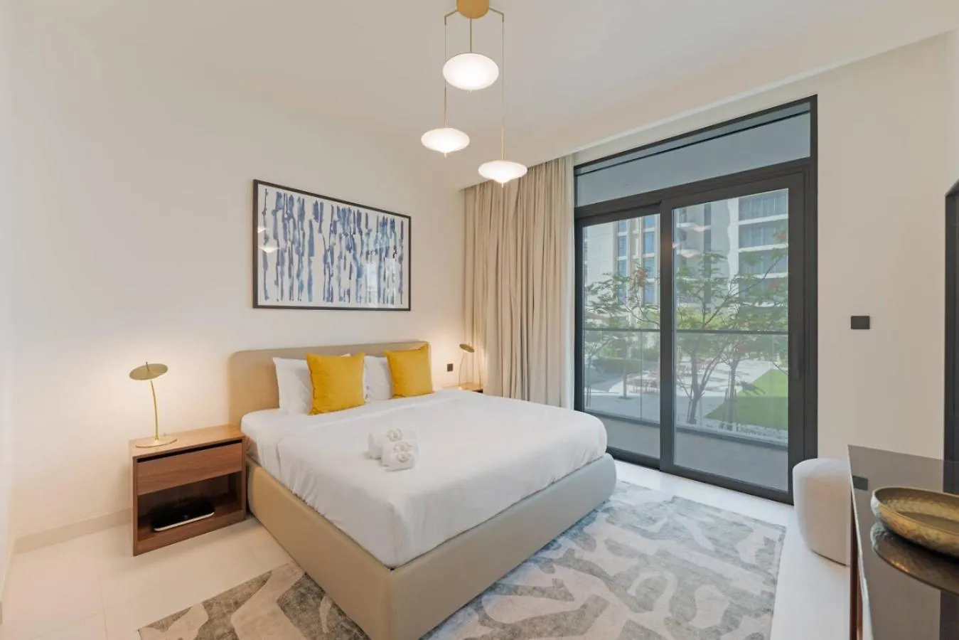Prime 2Br Apt Emaar Beachfront Dubai