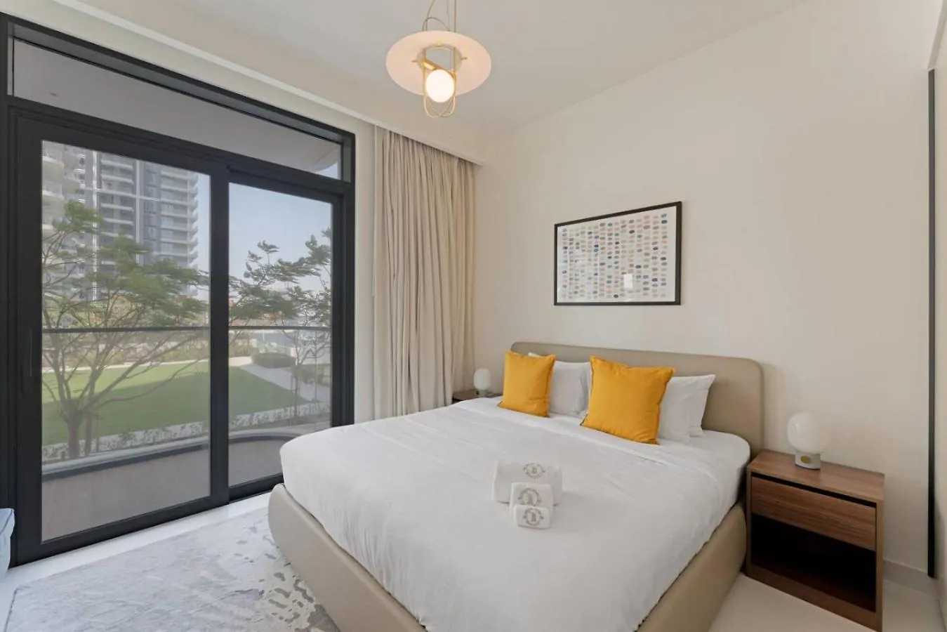 Prime 2Br Apt Emaar Beachfront Dubai United Arab Emirates